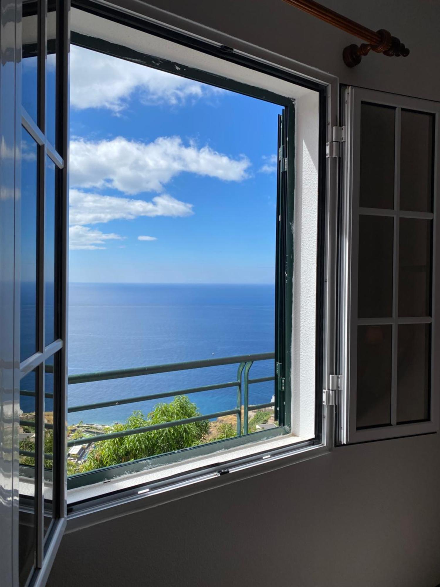 Pana House Apartment Calheta  Bagian luar foto